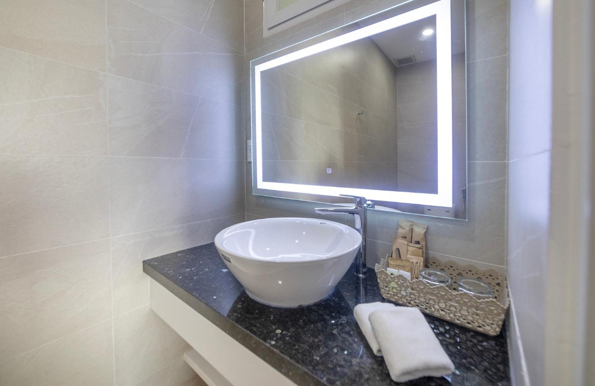 Tiffany Hotel & Restaurant Phan Thiết Zewnętrze zdjęcie